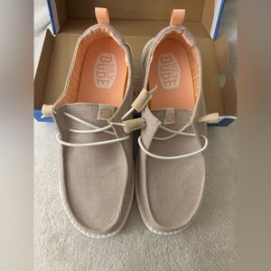 Hey Dude Women's Loafers - Light Tan